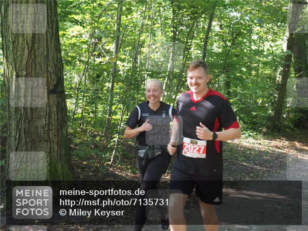 22.09.2024 - 32. Volkslauf durch das schöne Alstertal Miley Keyser http://msf.ph/oto/7135731 22.09.2024 10:45:26 Laufen 2027 meine-sportfotos.de
