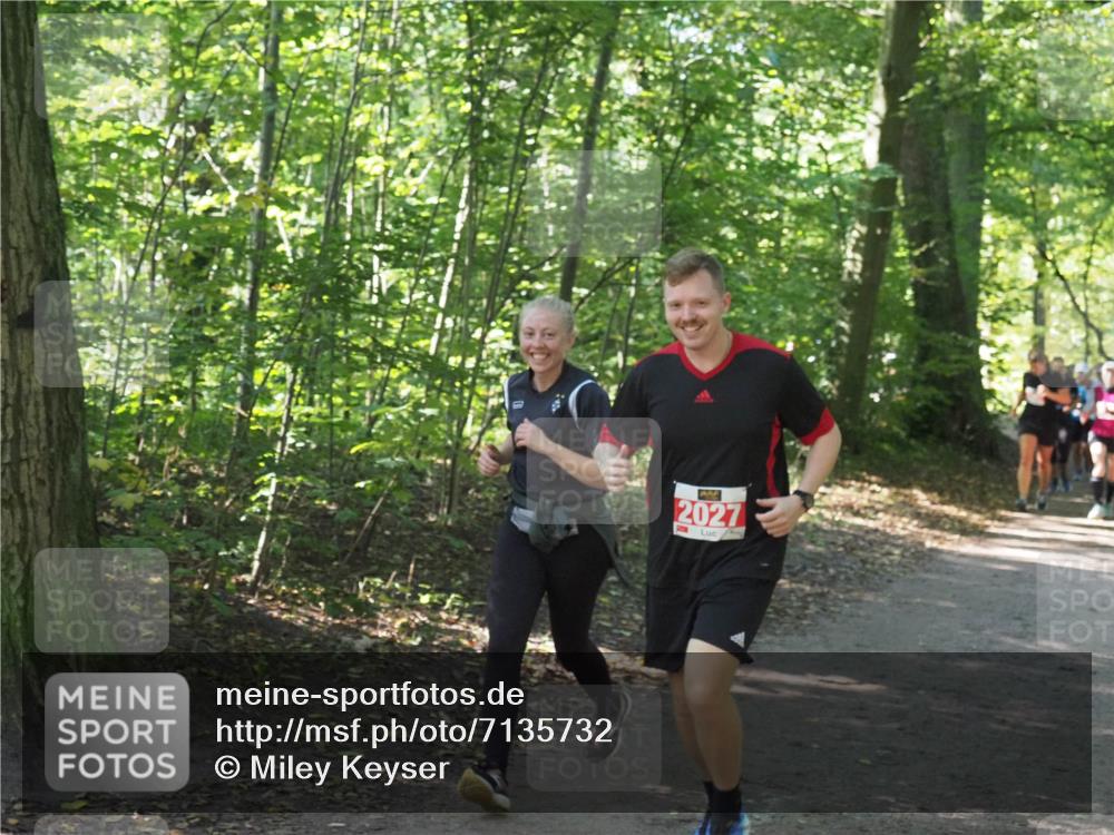22.09.2024 - 32. Volkslauf durch das schöne Alstertal Miley Keyser http://msf.ph/oto/7135732 22.09.2024 10:45:25 Laufen 2027 meine-sportfotos.de