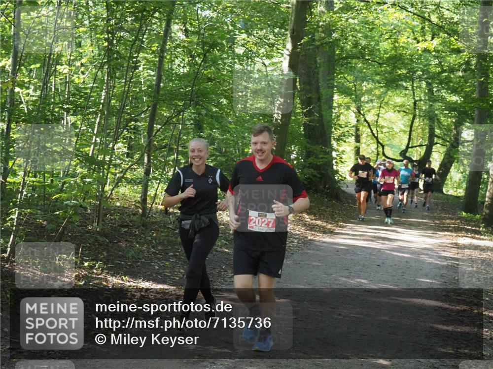 22.09.2024 - 32. Volkslauf durch das schöne Alstertal Miley Keyser http://msf.ph/oto/7135736 22.09.2024 10:45:25 Laufen 2027 meine-sportfotos.de
