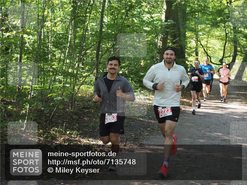 22.09.2024 - 32. Volkslauf durch das schöne Alstertal Miley Keyser http://msf.ph/oto/7135748 22.09.2024 10:45:18 Laufen 963, 2223, 2207 meine-sportfotos.de