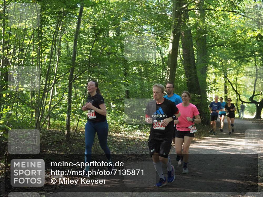 22.09.2024 - 32. Volkslauf durch das schöne Alstertal Miley Keyser http://msf.ph/oto/7135871 22.09.2024 10:44:28 Laufen 247 meine-sportfotos.de