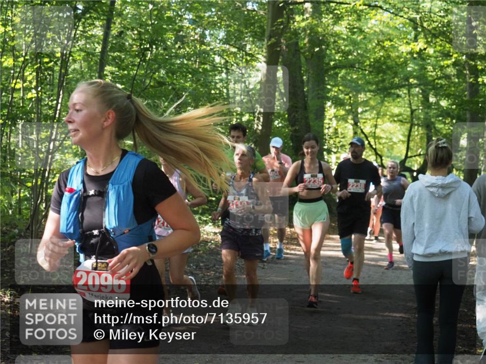 22.09.2024 - 32. Volkslauf durch das schöne Alstertal Miley Keyser http://msf.ph/oto/7135957 22.09.2024 10:43:46 Laufen 2096, 1404, 2235, 2238 meine-sportfotos.de