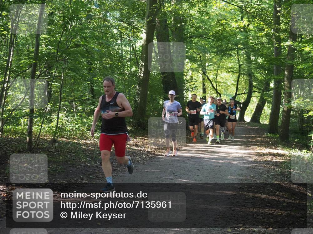 22.09.2024 - 32. Volkslauf durch das schöne Alstertal Miley Keyser http://msf.ph/oto/7135961 22.09.2024 10:43:39 Laufen 511 meine-sportfotos.de