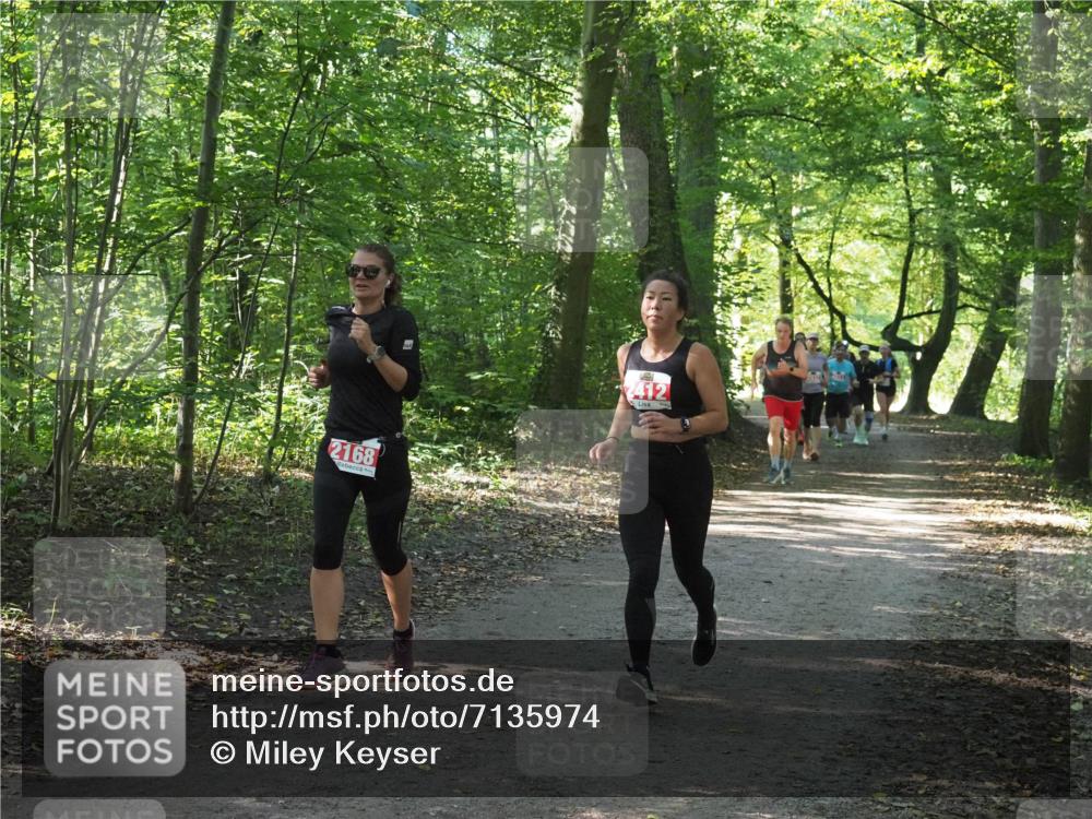 22.09.2024 - 32. Volkslauf durch das schöne Alstertal Miley Keyser http://msf.ph/oto/7135974 22.09.2024 10:43:35 Laufen 2168, 2412 meine-sportfotos.de