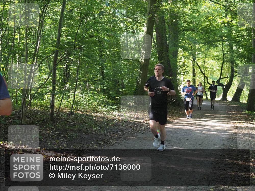 22.09.2024 - 32. Volkslauf durch das schöne Alstertal Miley Keyser http://msf.ph/oto/7136000 22.09.2024 10:43:26 Laufen  meine-sportfotos.de
