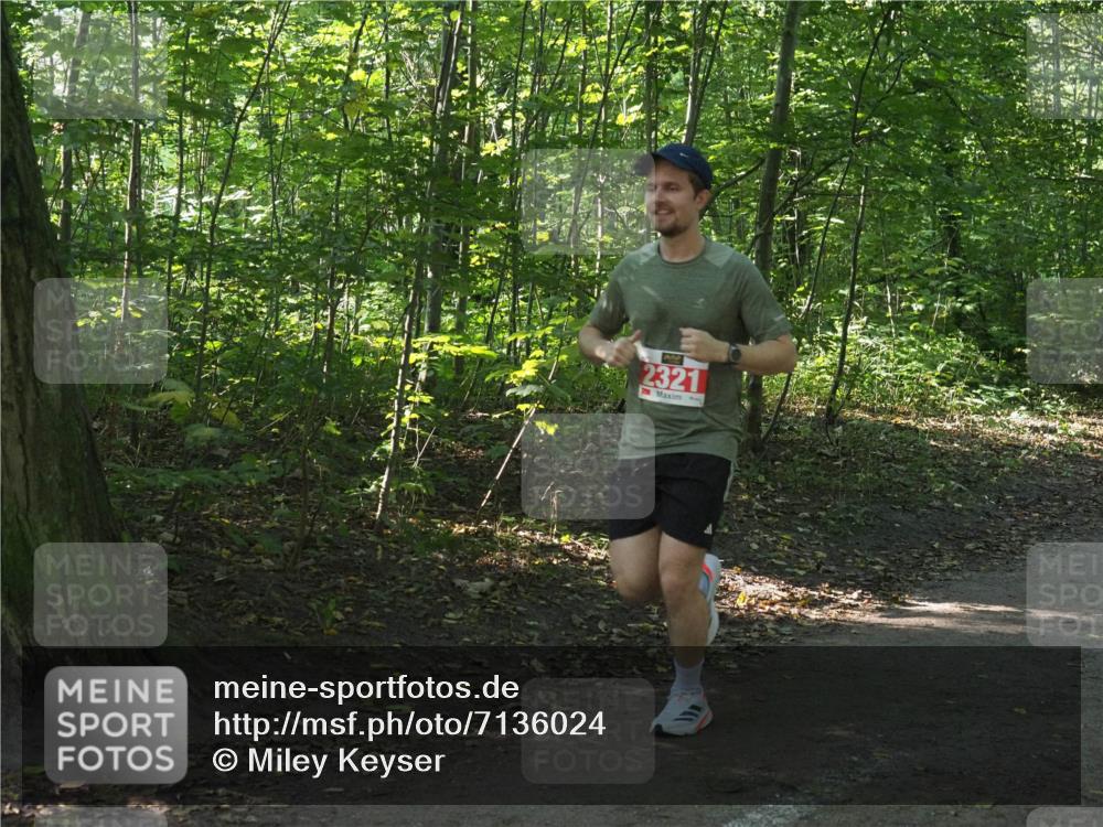 22.09.2024 - 32. Volkslauf durch das schöne Alstertal Miley Keyser http://msf.ph/oto/7136024 22.09.2024 10:43:15 Laufen  meine-sportfotos.de