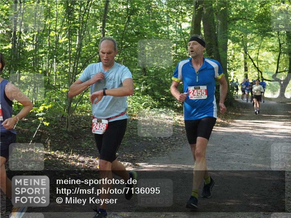 22.09.2024 - 32. Volkslauf durch das schöne Alstertal Miley Keyser http://msf.ph/oto/7136095 22.09.2024 10:42:31 Laufen 2438, 2455 meine-sportfotos.de