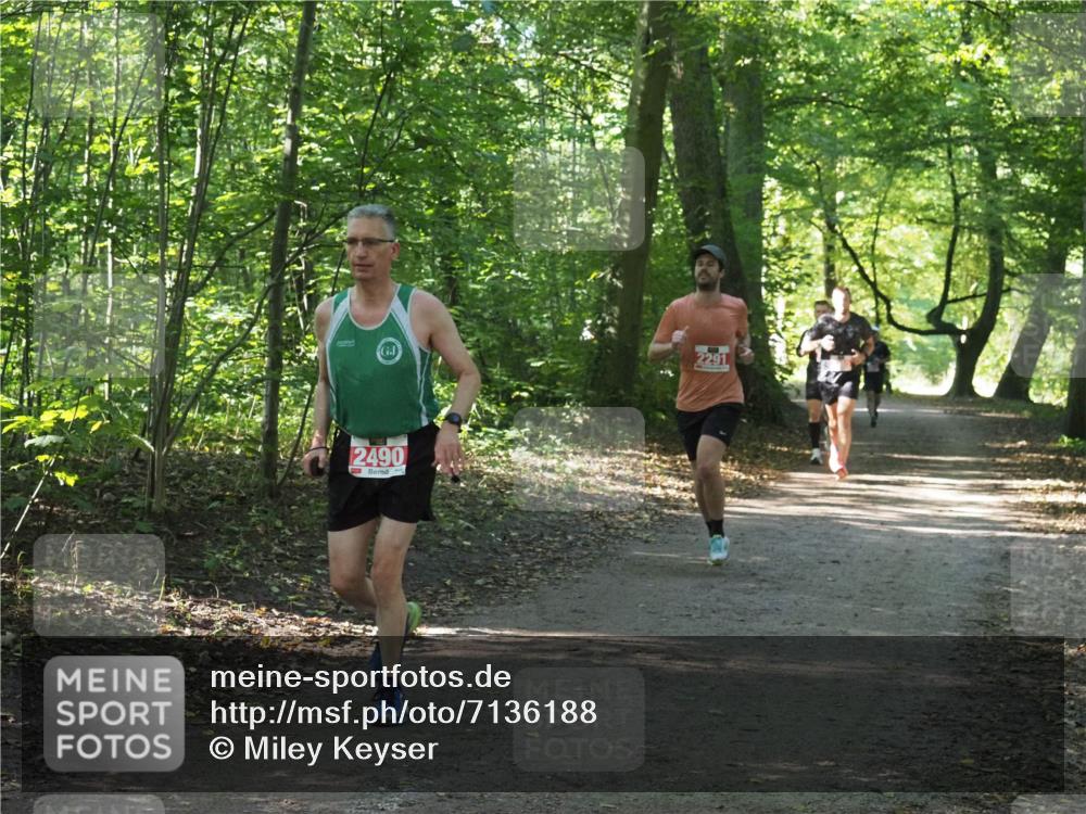 22.09.2024 - 32. Volkslauf durch das schöne Alstertal Miley Keyser http://msf.ph/oto/7136188 22.09.2024 10:41:57 Laufen 2490, 2291 meine-sportfotos.de