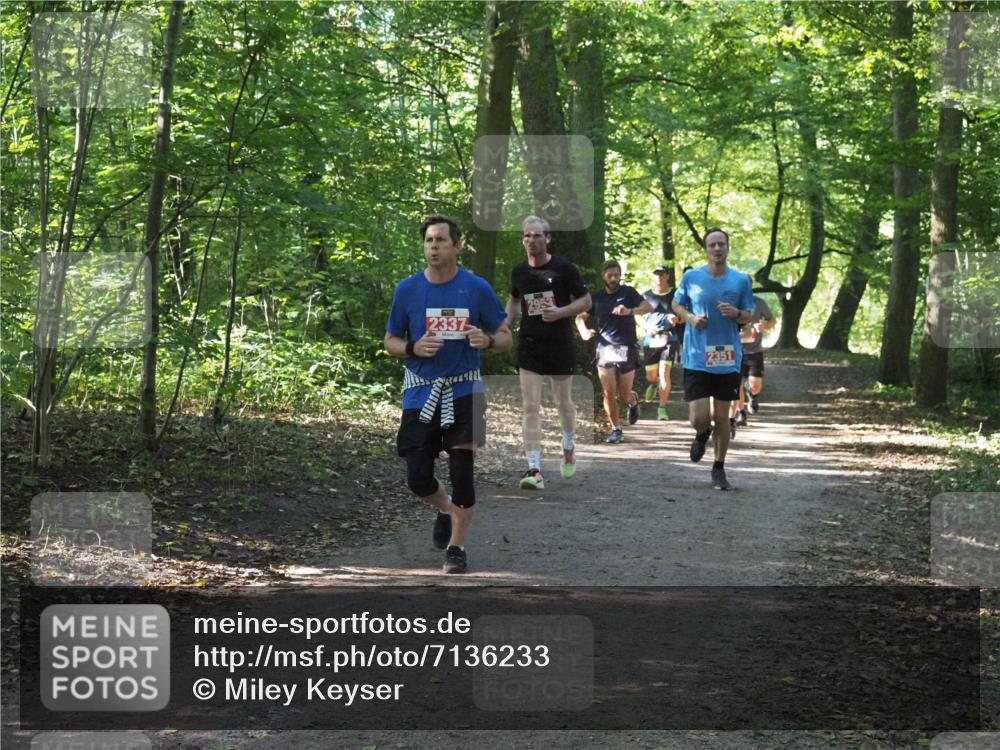 22.09.2024 - 32. Volkslauf durch das schöne Alstertal Miley Keyser http://msf.ph/oto/7136233 22.09.2024 10:41:39 Laufen 2337, 205, 2351 meine-sportfotos.de