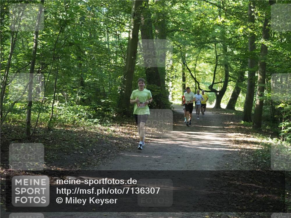 22.09.2024 - 32. Volkslauf durch das schöne Alstertal Miley Keyser http://msf.ph/oto/7136307 22.09.2024 10:41:04 Laufen 2389 meine-sportfotos.de