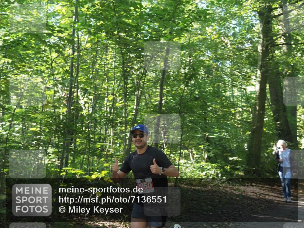 22.09.2024 - 32. Volkslauf durch das schöne Alstertal Miley Keyser http://msf.ph/oto/7136551 22.09.2024 10:38:58 Laufen 2211, 2050 meine-sportfotos.de