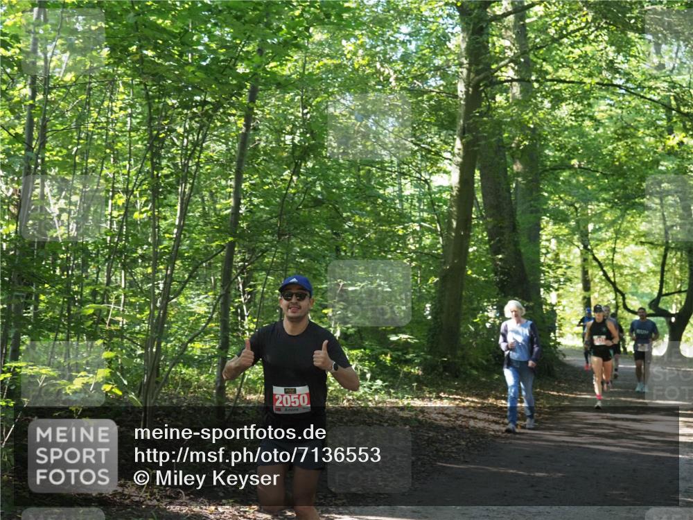 22.09.2024 - 32. Volkslauf durch das schöne Alstertal Miley Keyser http://msf.ph/oto/7136553 22.09.2024 10:38:58 Laufen 2050 meine-sportfotos.de