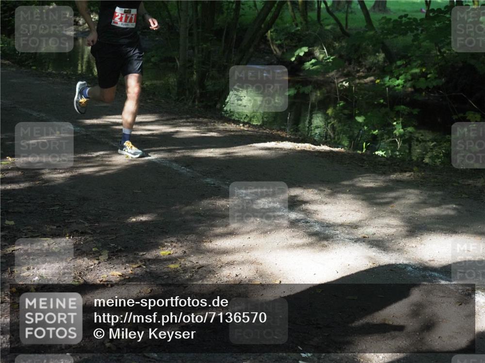 22.09.2024 - 32. Volkslauf durch das schöne Alstertal Miley Keyser http://msf.ph/oto/7136570 22.09.2024 10:38:51 Laufen 2171 meine-sportfotos.de