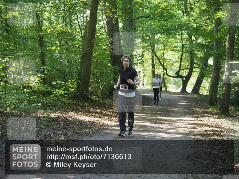22.09.2024 - 32. Volkslauf durch das schöne Alstertal Miley Keyser http://msf.ph/oto/7136613 22.09.2024 10:28:56 Laufen 1069 meine-sportfotos.de