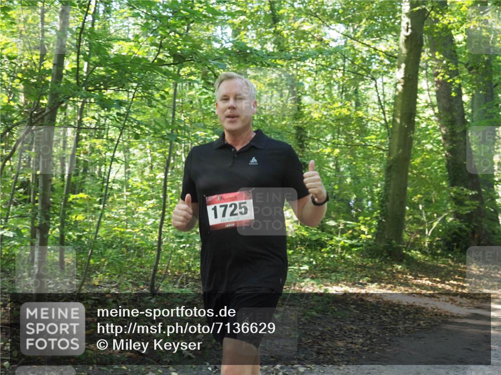 22.09.2024 - 32. Volkslauf durch das schöne Alstertal Miley Keyser http://msf.ph/oto/7136629 22.09.2024 10:28:24 Laufen 1725, 6 meine-sportfotos.de