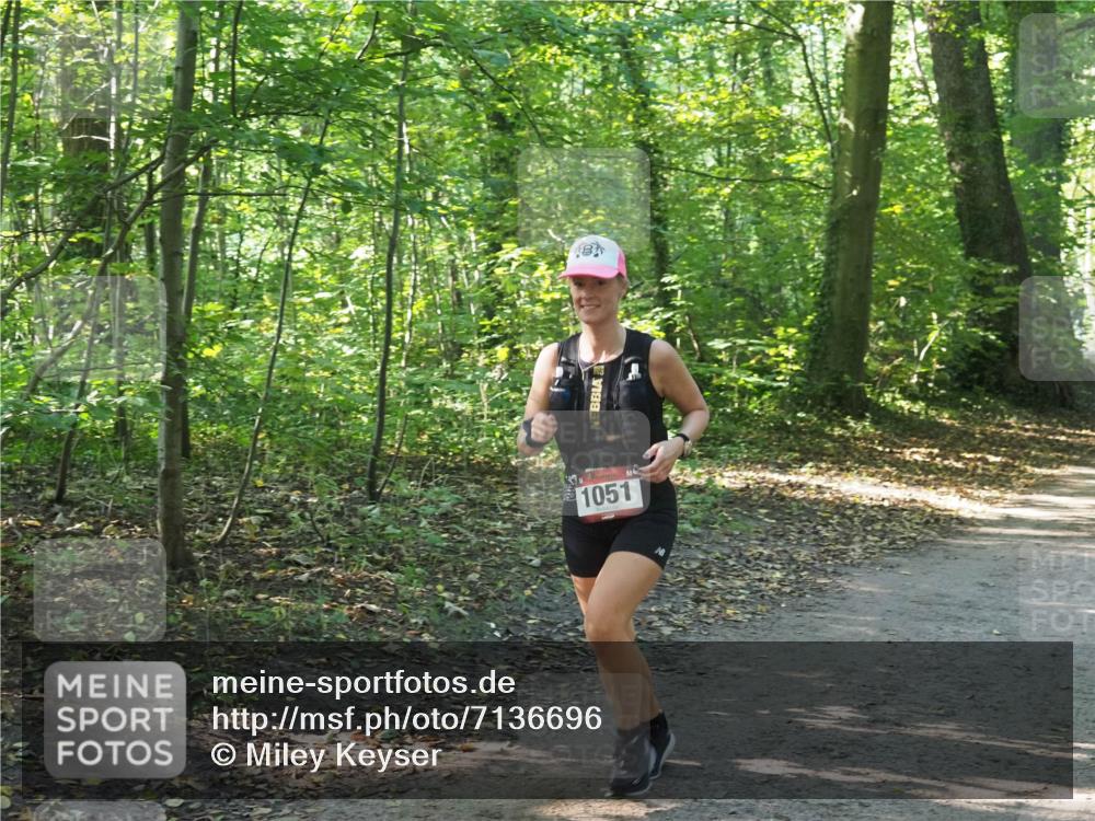22.09.2024 - 32. Volkslauf durch das schöne Alstertal Miley Keyser http://msf.ph/oto/7136696 22.09.2024 10:26:40 Laufen 1051 meine-sportfotos.de