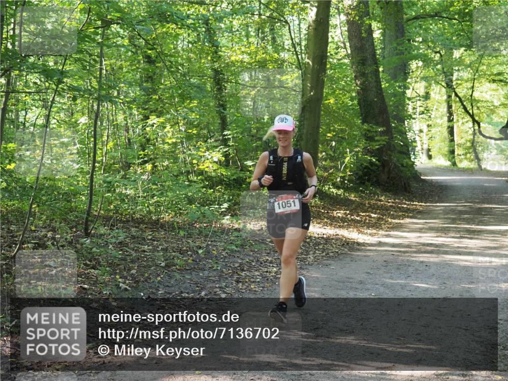 22.09.2024 - 32. Volkslauf durch das schöne Alstertal Miley Keyser http://msf.ph/oto/7136702 22.09.2024 10:26:39 Laufen 1051 meine-sportfotos.de