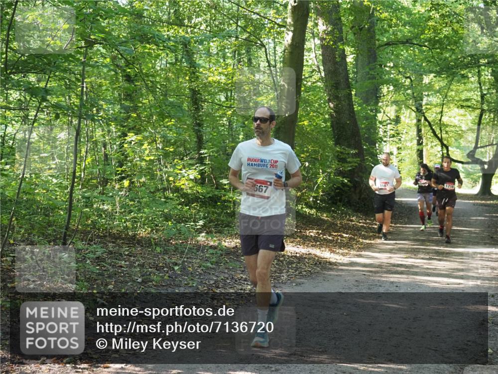22.09.2024 - 32. Volkslauf durch das schöne Alstertal Miley Keyser http://msf.ph/oto/7136720 22.09.2024 10:26:31 Laufen 2011, 667, 1662, 1716 meine-sportfotos.de