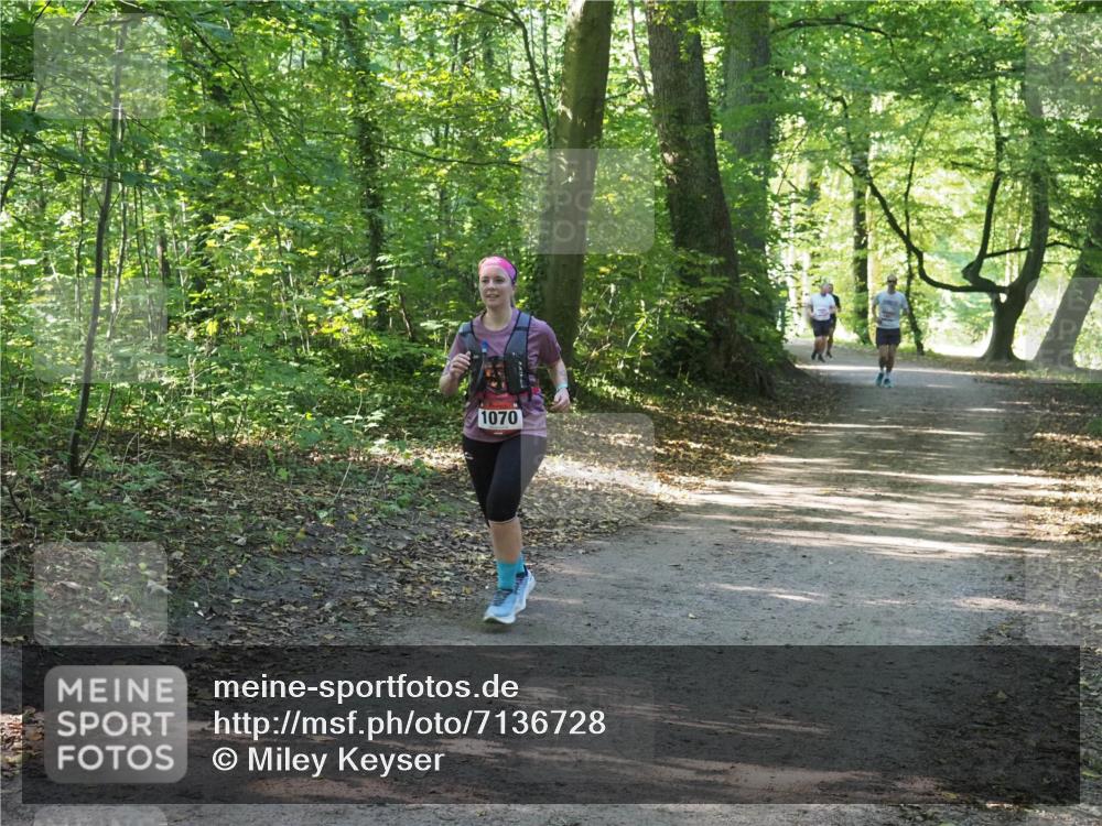 22.09.2024 - 32. Volkslauf durch das schöne Alstertal Miley Keyser http://msf.ph/oto/7136728 22.09.2024 10:26:21 Laufen 1070 meine-sportfotos.de