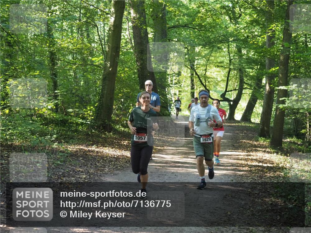 22.09.2024 - 32. Volkslauf durch das schöne Alstertal Miley Keyser http://msf.ph/oto/7136775 22.09.2024 10:25:52 Laufen 1057, 1629 meine-sportfotos.de