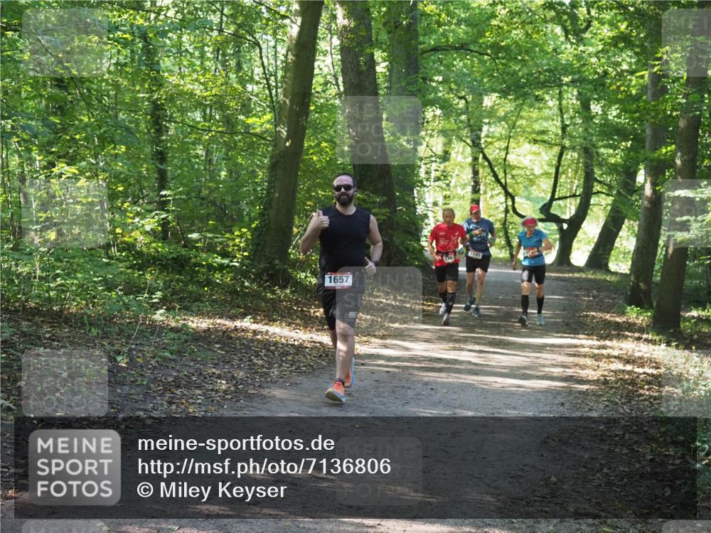 22.09.2024 - 32. Volkslauf durch das schöne Alstertal Miley Keyser http://msf.ph/oto/7136806 22.09.2024 10:25:25 Laufen 1657, 1645 meine-sportfotos.de