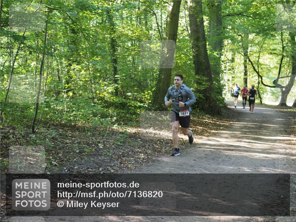 22.09.2024 - 32. Volkslauf durch das schöne Alstertal Miley Keyser http://msf.ph/oto/7136820 22.09.2024 10:25:18 Laufen 1671 meine-sportfotos.de