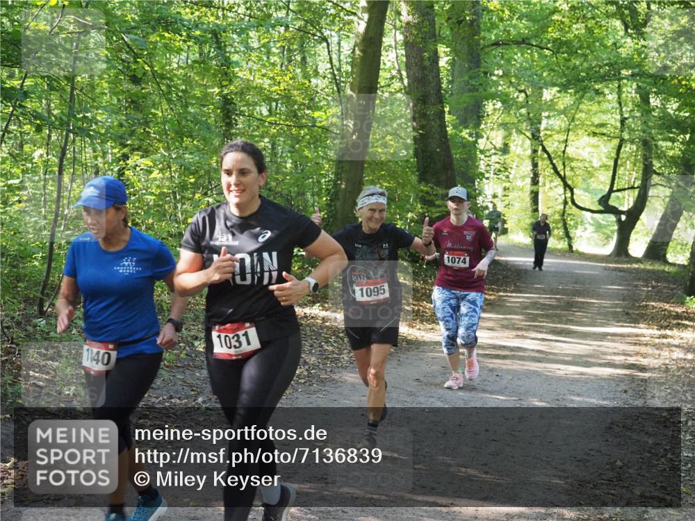 22.09.2024 - 32. Volkslauf durch das schöne Alstertal Miley Keyser http://msf.ph/oto/7136839 22.09.2024 10:25:06 Laufen 10, 1140, 1031, 1095, 1074 meine-sportfotos.de