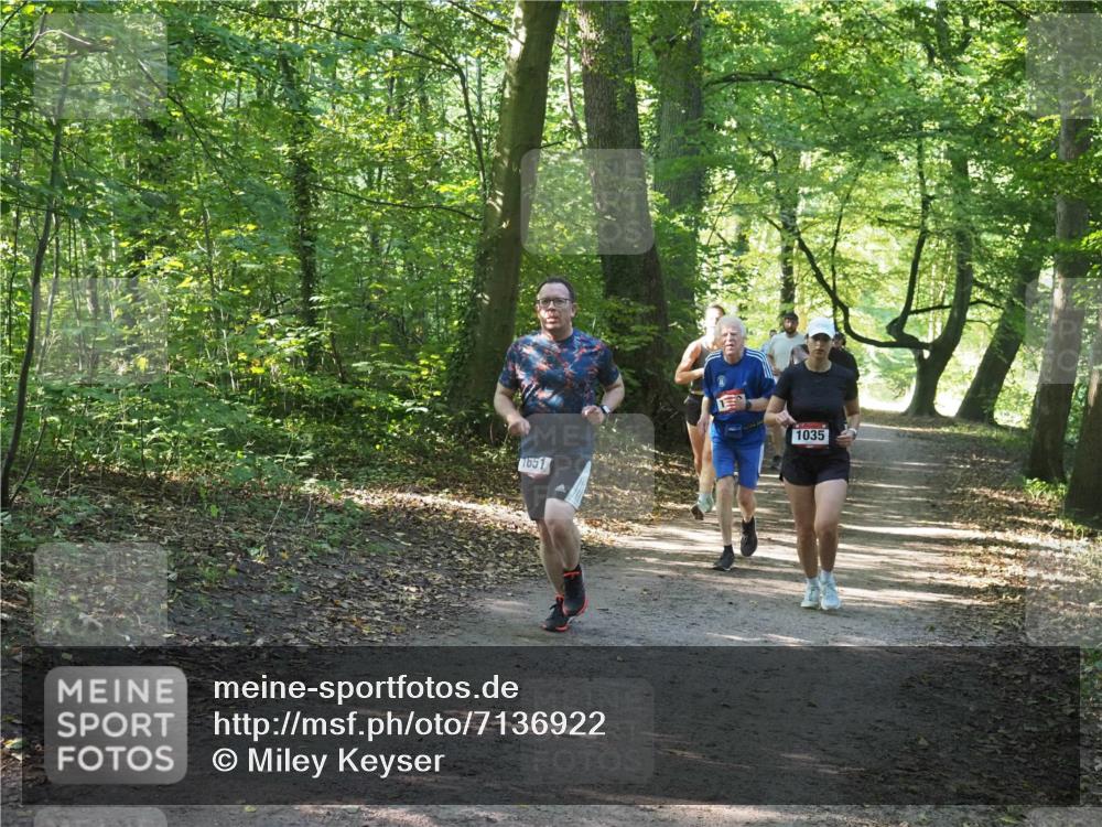 22.09.2024 - 32. Volkslauf durch das schöne Alstertal Miley Keyser http://msf.ph/oto/7136922 22.09.2024 10:24:36 Laufen 1651, 1035 meine-sportfotos.de