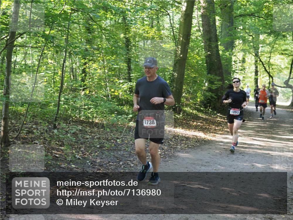 22.09.2024 - 32. Volkslauf durch das schöne Alstertal Miley Keyser http://msf.ph/oto/7136980 22.09.2024 10:24:07 Laufen 1738, 1093 meine-sportfotos.de