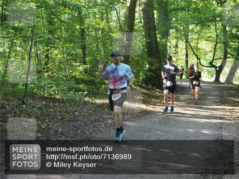 22.09.2024 - 32. Volkslauf durch das schöne Alstertal Miley Keyser http://msf.ph/oto/7136989 22.09.2024 10:24:05 Laufen 1658, 1093 meine-sportfotos.de