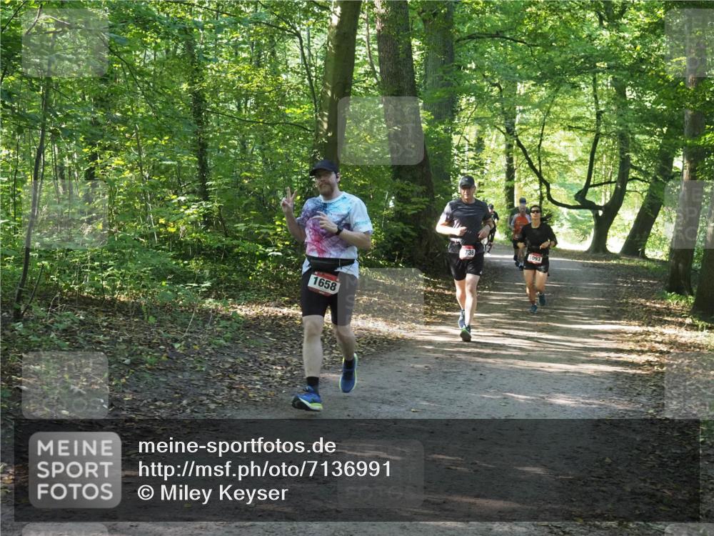 22.09.2024 - 32. Volkslauf durch das schöne Alstertal Miley Keyser http://msf.ph/oto/7136991 22.09.2024 10:24:05 Laufen 1658, 738, 1093 meine-sportfotos.de