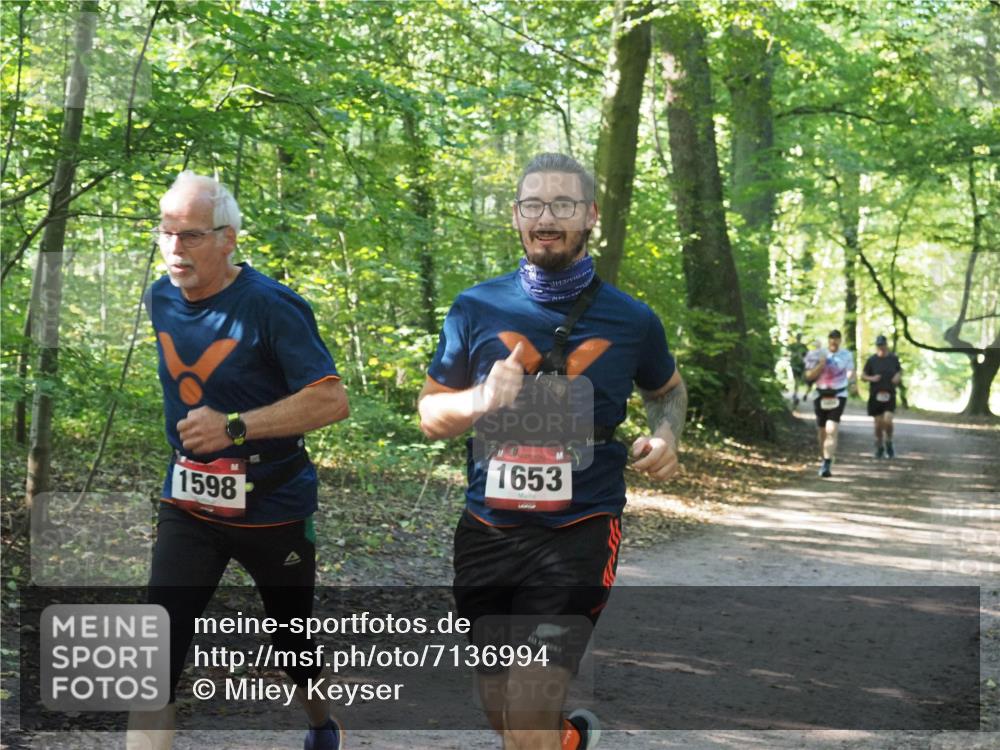 22.09.2024 - 32. Volkslauf durch das schöne Alstertal Miley Keyser http://msf.ph/oto/7136994 22.09.2024 10:24:01 Laufen 1598, 1653 meine-sportfotos.de
