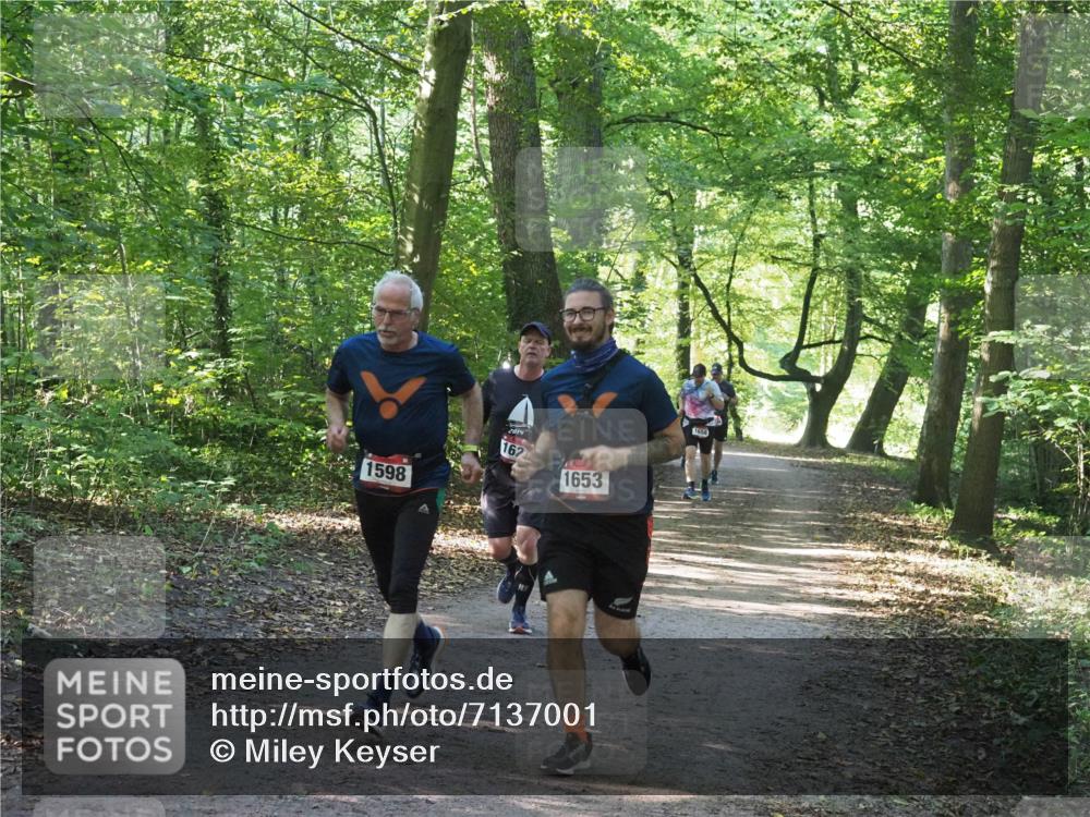 22.09.2024 - 32. Volkslauf durch das schöne Alstertal Miley Keyser http://msf.ph/oto/7137001 22.09.2024 10:24:00 Laufen 1598, 2014, 162, 1653, 1658 meine-sportfotos.de