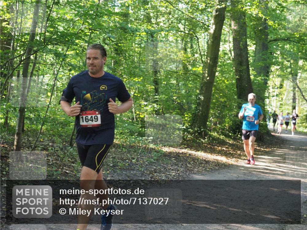 22.09.2024 - 32. Volkslauf durch das schöne Alstertal Miley Keyser http://msf.ph/oto/7137027 22.09.2024 10:23:41 Laufen 1649, 1618 meine-sportfotos.de