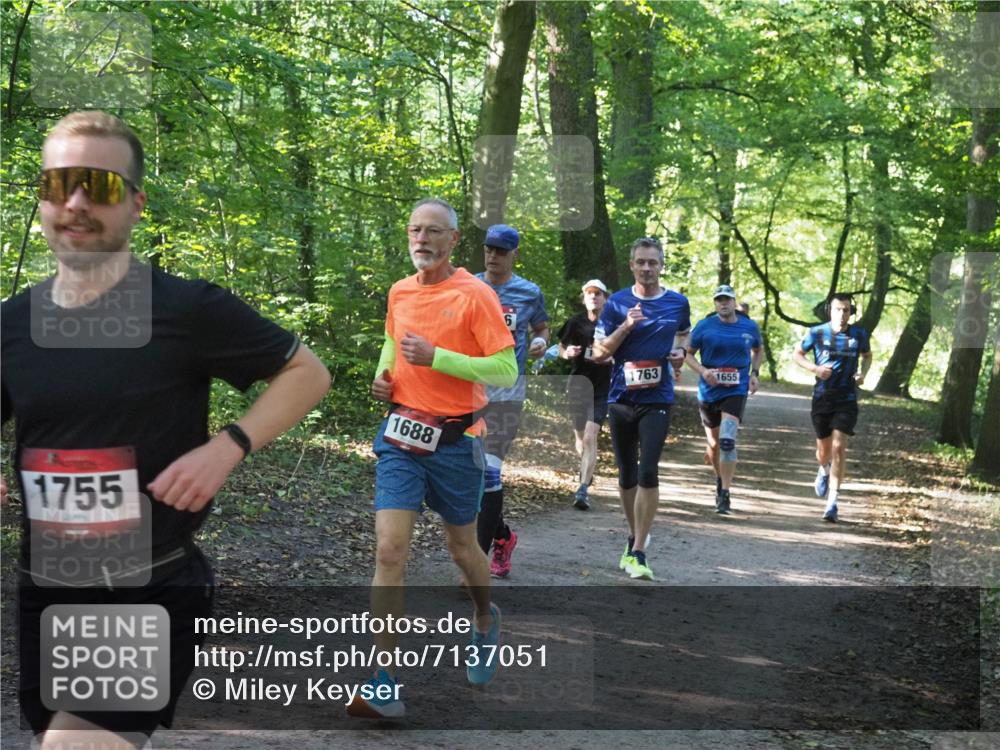 22.09.2024 - 32. Volkslauf durch das schöne Alstertal Miley Keyser http://msf.ph/oto/7137051 22.09.2024 10:23:36 Laufen 1755, 1688, 1763, 1655 meine-sportfotos.de