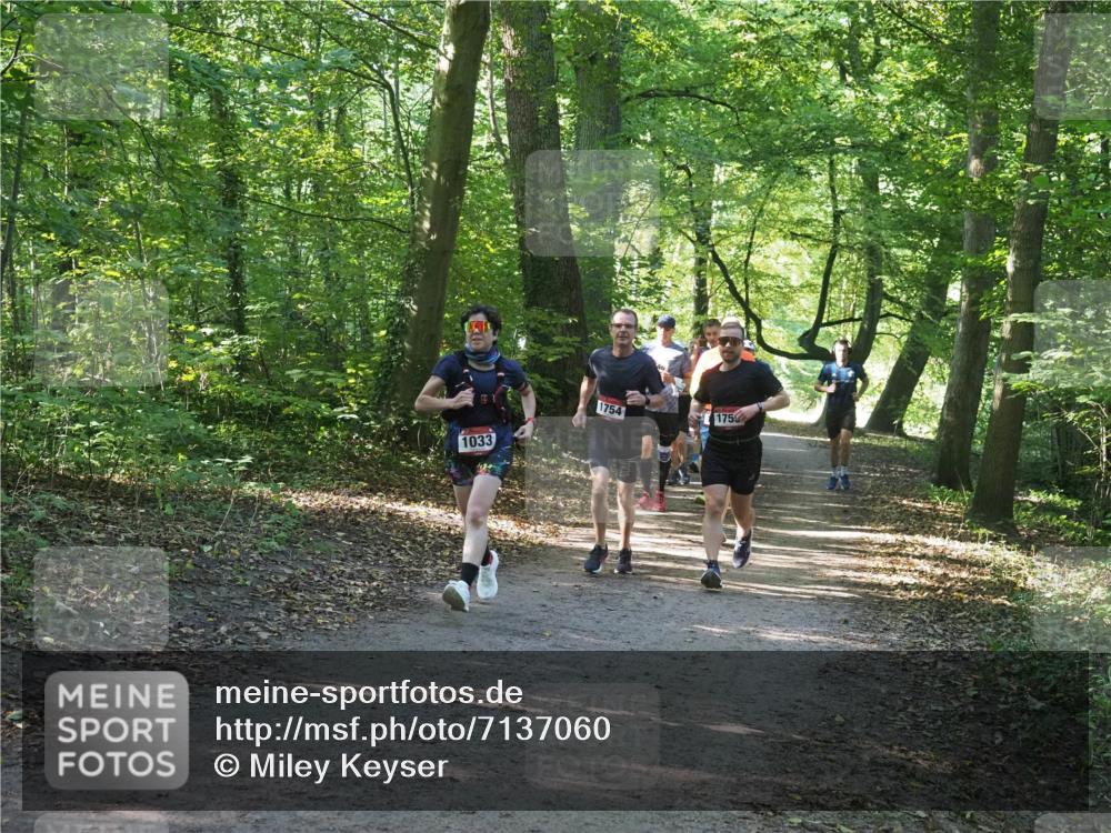 22.09.2024 - 32. Volkslauf durch das schöne Alstertal Miley Keyser http://msf.ph/oto/7137060 22.09.2024 10:23:33 Laufen 40, 3, 1754, 1033, 175 meine-sportfotos.de