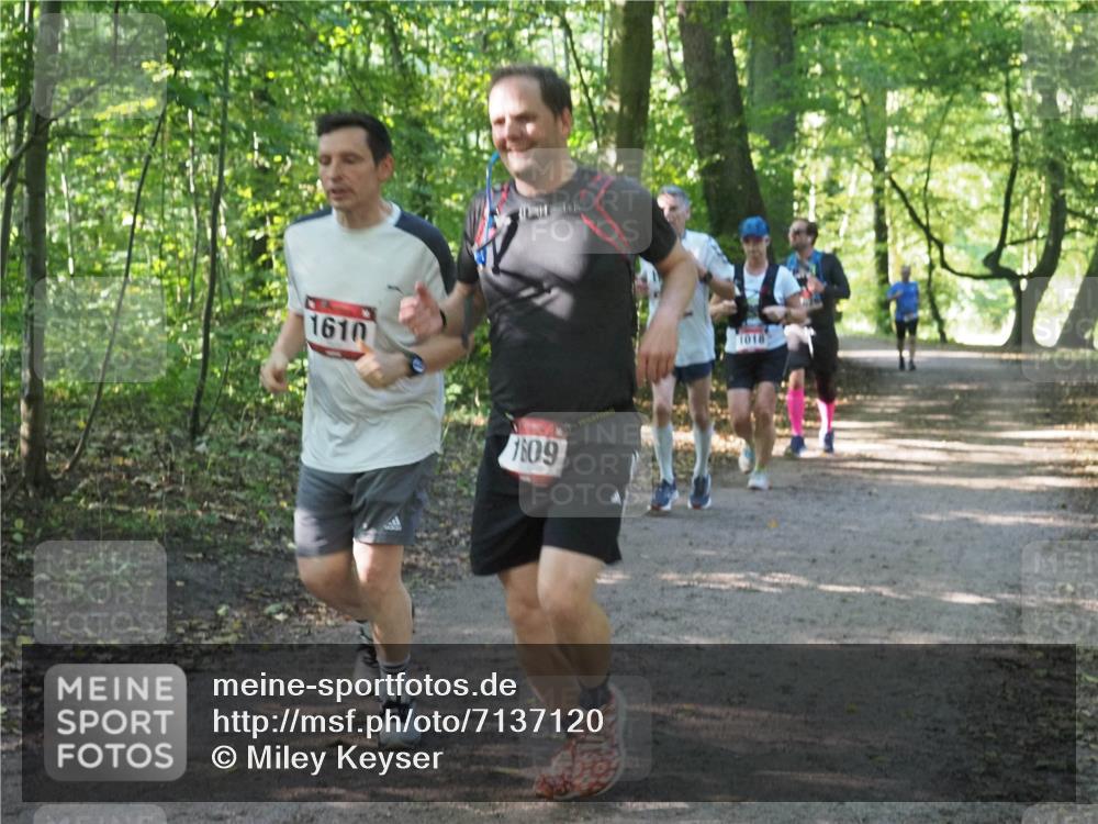 22.09.2024 - 32. Volkslauf durch das schöne Alstertal Miley Keyser http://msf.ph/oto/7137120 22.09.2024 10:22:58 Laufen 1610, 1609 meine-sportfotos.de