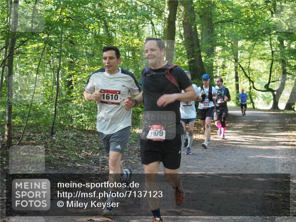 22.09.2024 - 32. Volkslauf durch das schöne Alstertal Miley Keyser http://msf.ph/oto/7137123 22.09.2024 10:22:57 Laufen 1610, 1809, 1018 meine-sportfotos.de