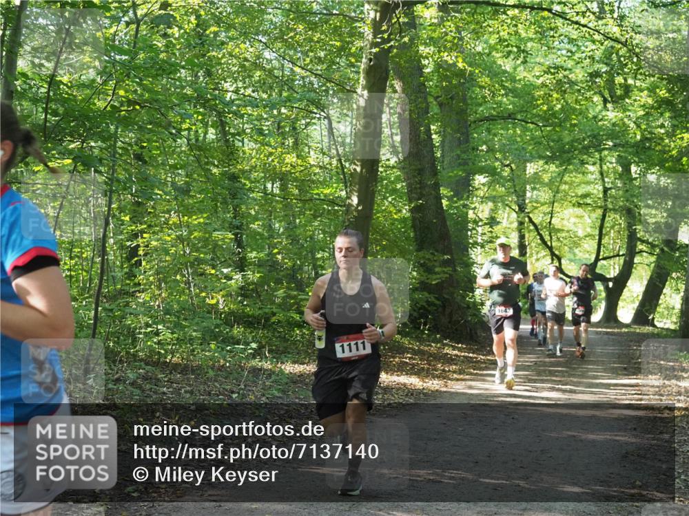 22.09.2024 - 32. Volkslauf durch das schöne Alstertal Miley Keyser http://msf.ph/oto/7137140 22.09.2024 10:22:52 Laufen 1111, 1643 meine-sportfotos.de