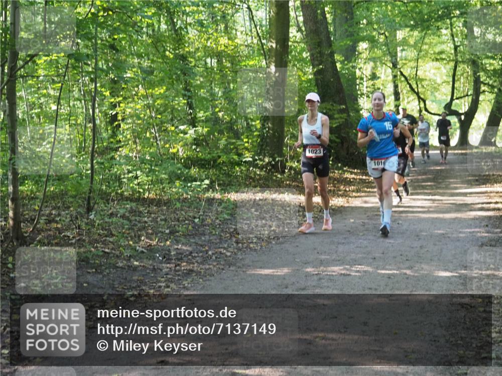 22.09.2024 - 32. Volkslauf durch das schöne Alstertal Miley Keyser http://msf.ph/oto/7137149 22.09.2024 10:22:49 Laufen 1023, 15 meine-sportfotos.de