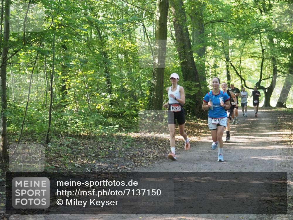 22.09.2024 - 32. Volkslauf durch das schöne Alstertal Miley Keyser http://msf.ph/oto/7137150 22.09.2024 10:22:49 Laufen 1023, 101 meine-sportfotos.de