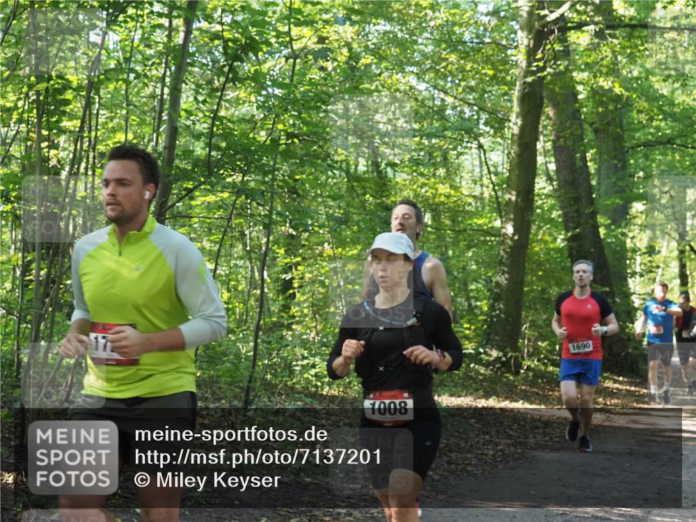 22.09.2024 - 32. Volkslauf durch das schöne Alstertal Miley Keyser http://msf.ph/oto/7137201 22.09.2024 10:22:30 Laufen 1008, 1690 meine-sportfotos.de