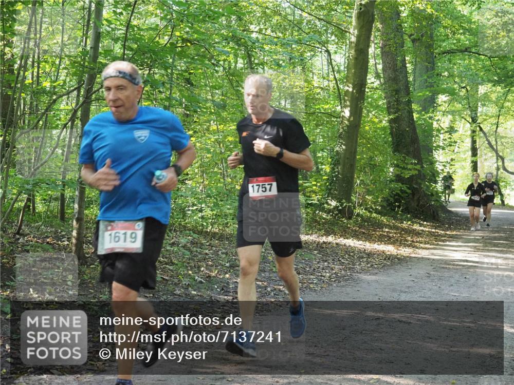 22.09.2024 - 32. Volkslauf durch das schöne Alstertal Miley Keyser http://msf.ph/oto/7137241 22.09.2024 10:22:13 Laufen 1619, 1757 meine-sportfotos.de