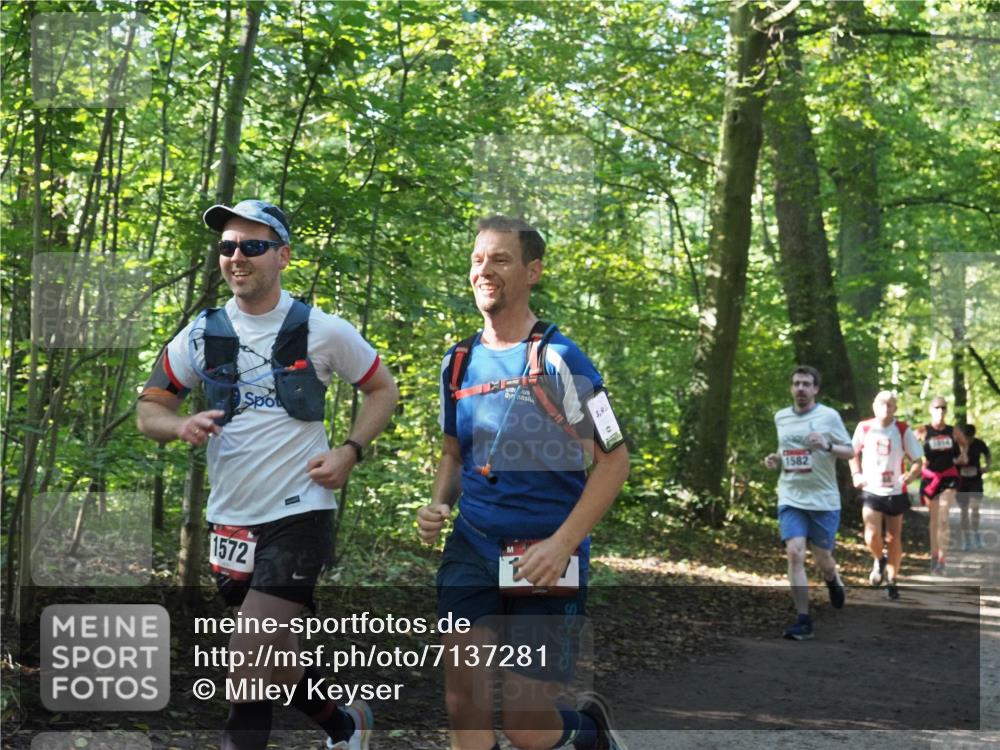 22.09.2024 - 32. Volkslauf durch das schöne Alstertal Miley Keyser http://msf.ph/oto/7137281 22.09.2024 10:21:52 Laufen 1572, 3, 9, 1582 meine-sportfotos.de