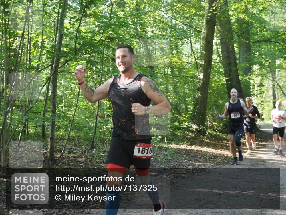 22.09.2024 - 32. Volkslauf durch das schöne Alstertal Miley Keyser http://msf.ph/oto/7137325 22.09.2024 10:21:36 Laufen 1616, 1597, 1637 meine-sportfotos.de