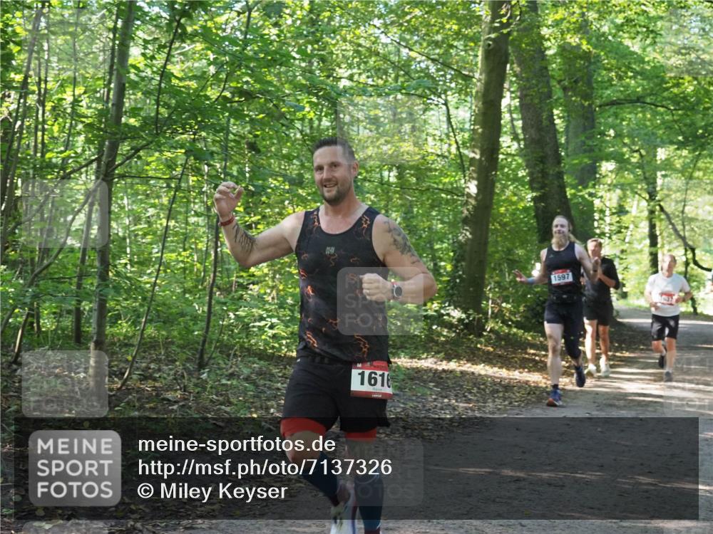 22.09.2024 - 32. Volkslauf durch das schöne Alstertal Miley Keyser http://msf.ph/oto/7137326 22.09.2024 10:21:36 Laufen 1616, 1597 meine-sportfotos.de