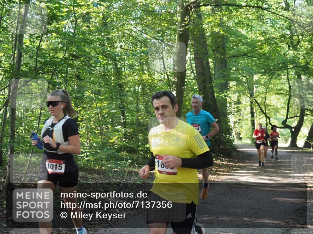 22.09.2024 - 32. Volkslauf durch das schöne Alstertal Miley Keyser http://msf.ph/oto/7137356 22.09.2024 10:21:17 Laufen 1015, 160, 14 meine-sportfotos.de