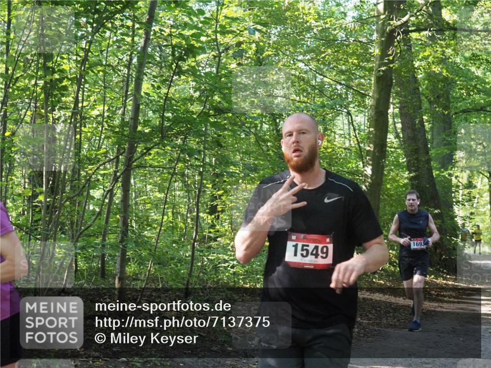 22.09.2024 - 32. Volkslauf durch das schöne Alstertal Miley Keyser http://msf.ph/oto/7137375 22.09.2024 10:21:02 Laufen 1693, 1549 meine-sportfotos.de