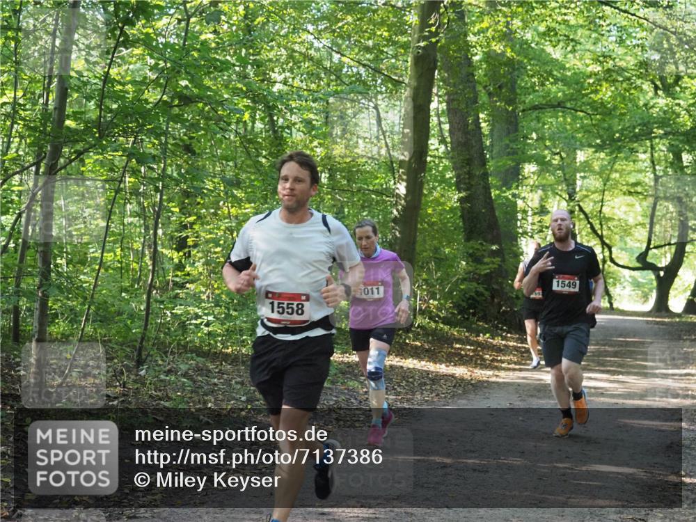 22.09.2024 - 32. Volkslauf durch das schöne Alstertal Miley Keyser http://msf.ph/oto/7137386 22.09.2024 10:21:00 Laufen 1558, 011, 1549 meine-sportfotos.de