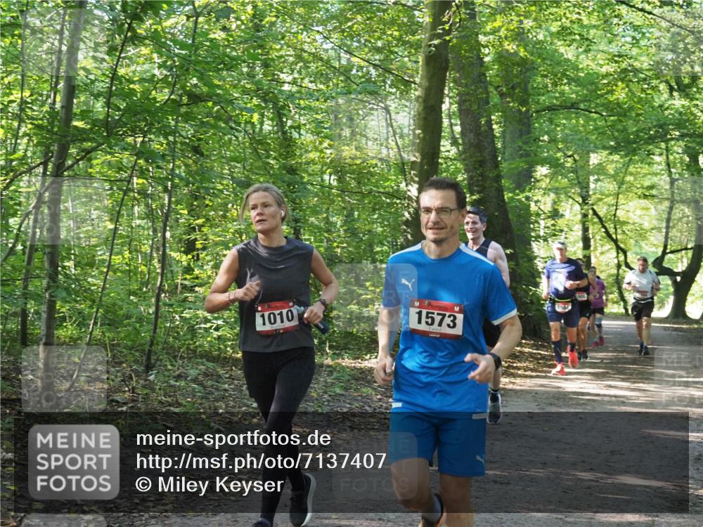 22.09.2024 - 32. Volkslauf durch das schöne Alstertal Miley Keyser http://msf.ph/oto/7137407 22.09.2024 10:20:55 Laufen 1010, 1573 meine-sportfotos.de